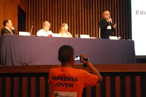 Educomunicação ganha espaço nas políticas nacionais de educação