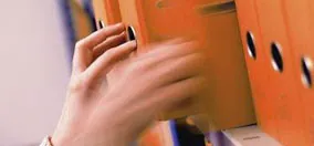 Autores que Escreveram sobre “Economia Criativa”, “Indústrias Criativas” e “Indústrias Culturais”