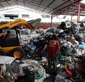 Governo quer distribuir 2 mil composteiras neste mês e abrir 2 centrais em junho - PAULO LIEBERT/ESTADÃO-9/1/2013