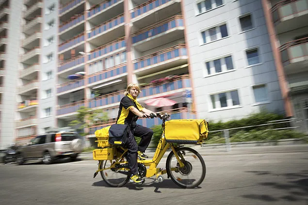 Para Iris Marossek, e-bikes são menos cansativas que as comuns