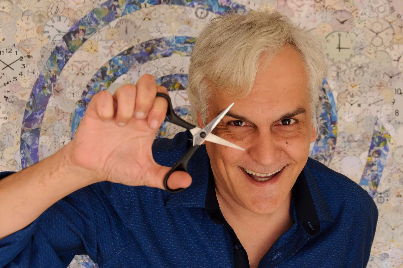 REC Brasil – Silvio Alvarez participa do Bazar de Natal na Unibes Cultural (SP)